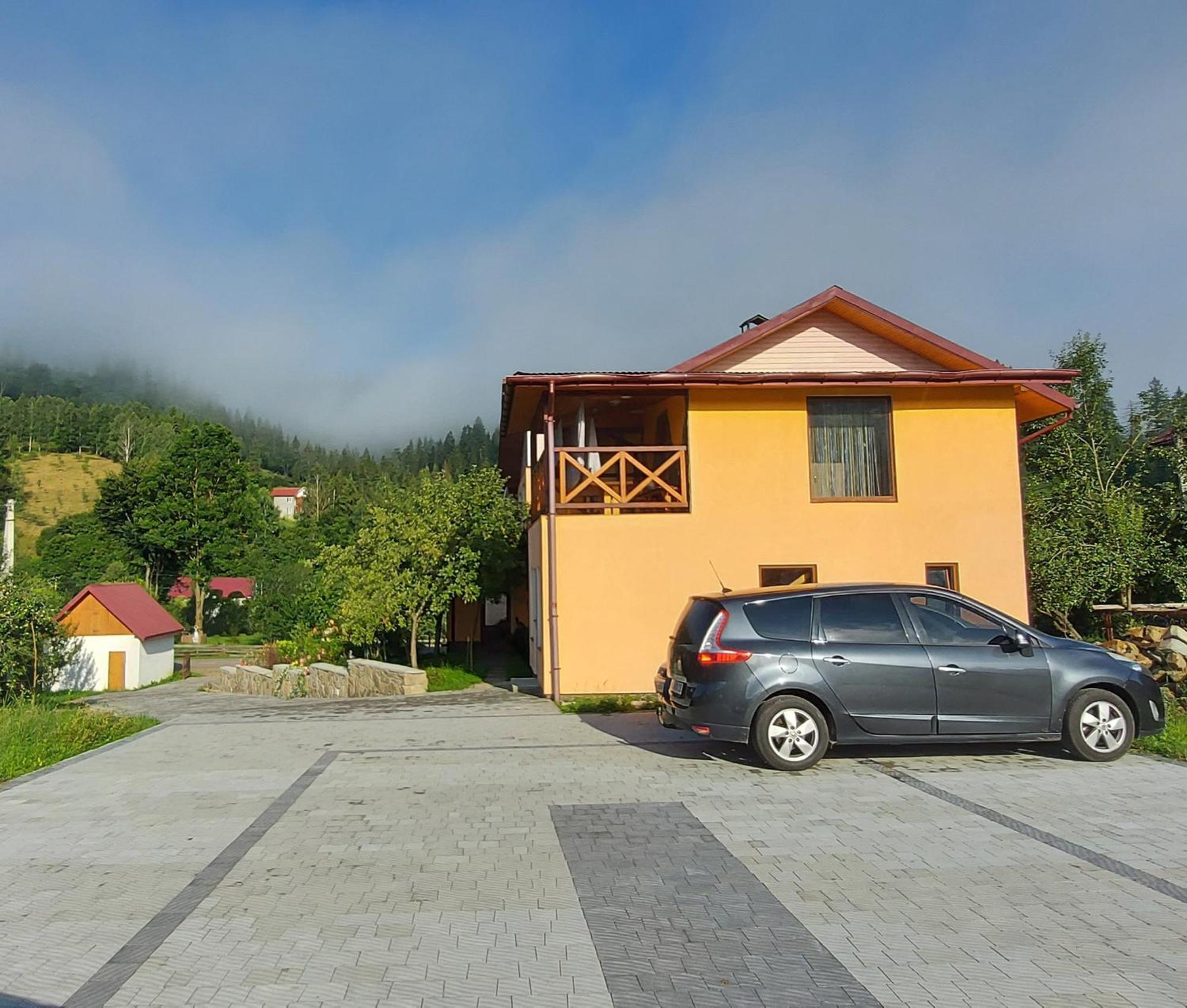 Захід Сонця Hotel Slavske Ngoại thất bức ảnh